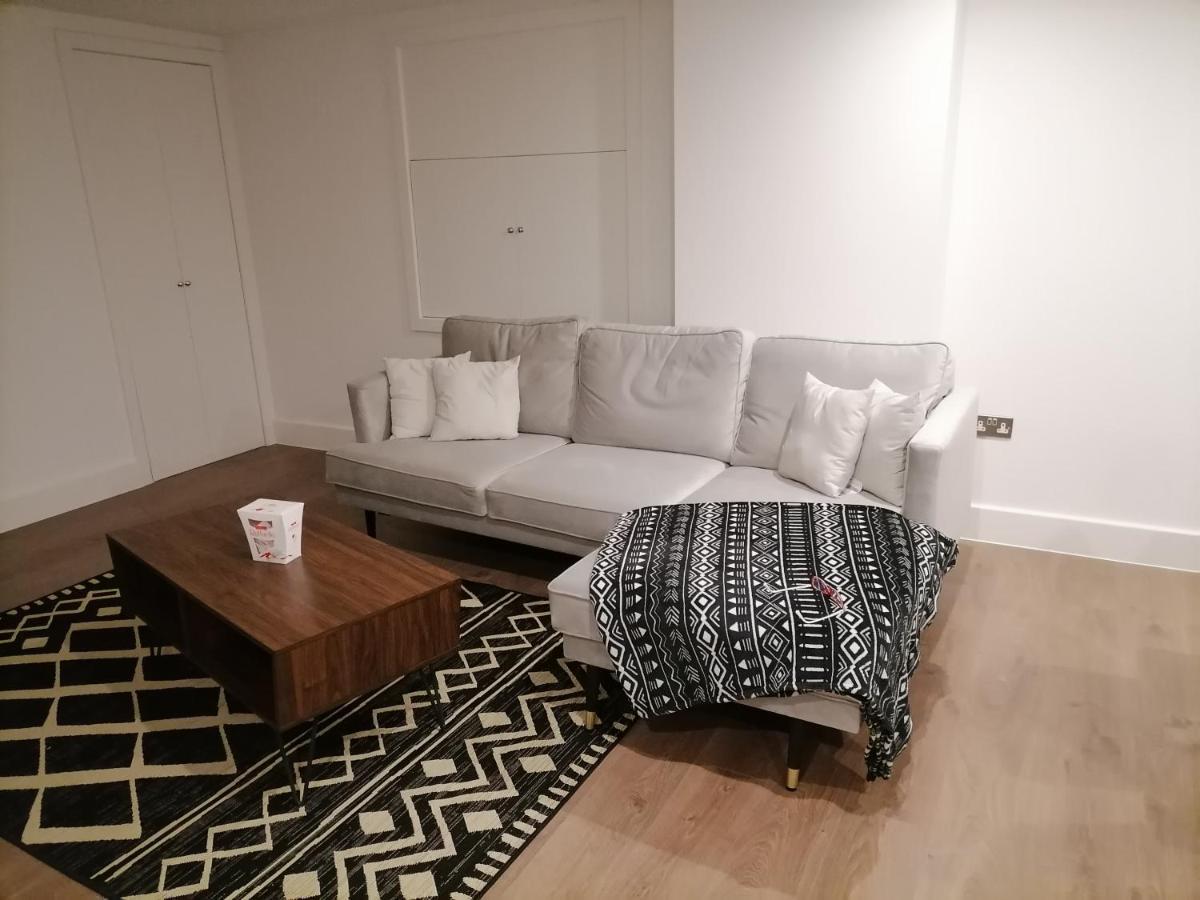 Stunning Rooms By Nine Elms Station Londres Extérieur photo